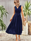 robe fluide bleu marine col v